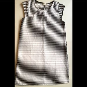 Everly stopped black and white dress size M 🍂